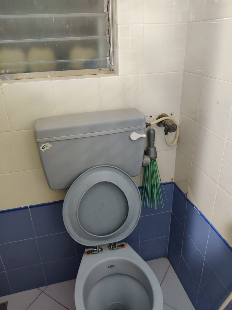 Bathroom, millenium-park 1 Bedroom 575 Sq.Ft. Apartment In Mulund East Mumbai 8971871