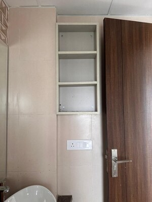 Furnished Amenities in 3 BHK Apartment at Amrapali Golf Homes, Sector 4 Greater Noida – for Sale