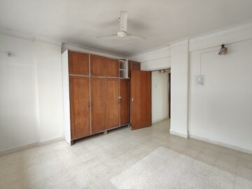 Room in 2 BHK Apartment at Atur Park, Koregaon – for Rent