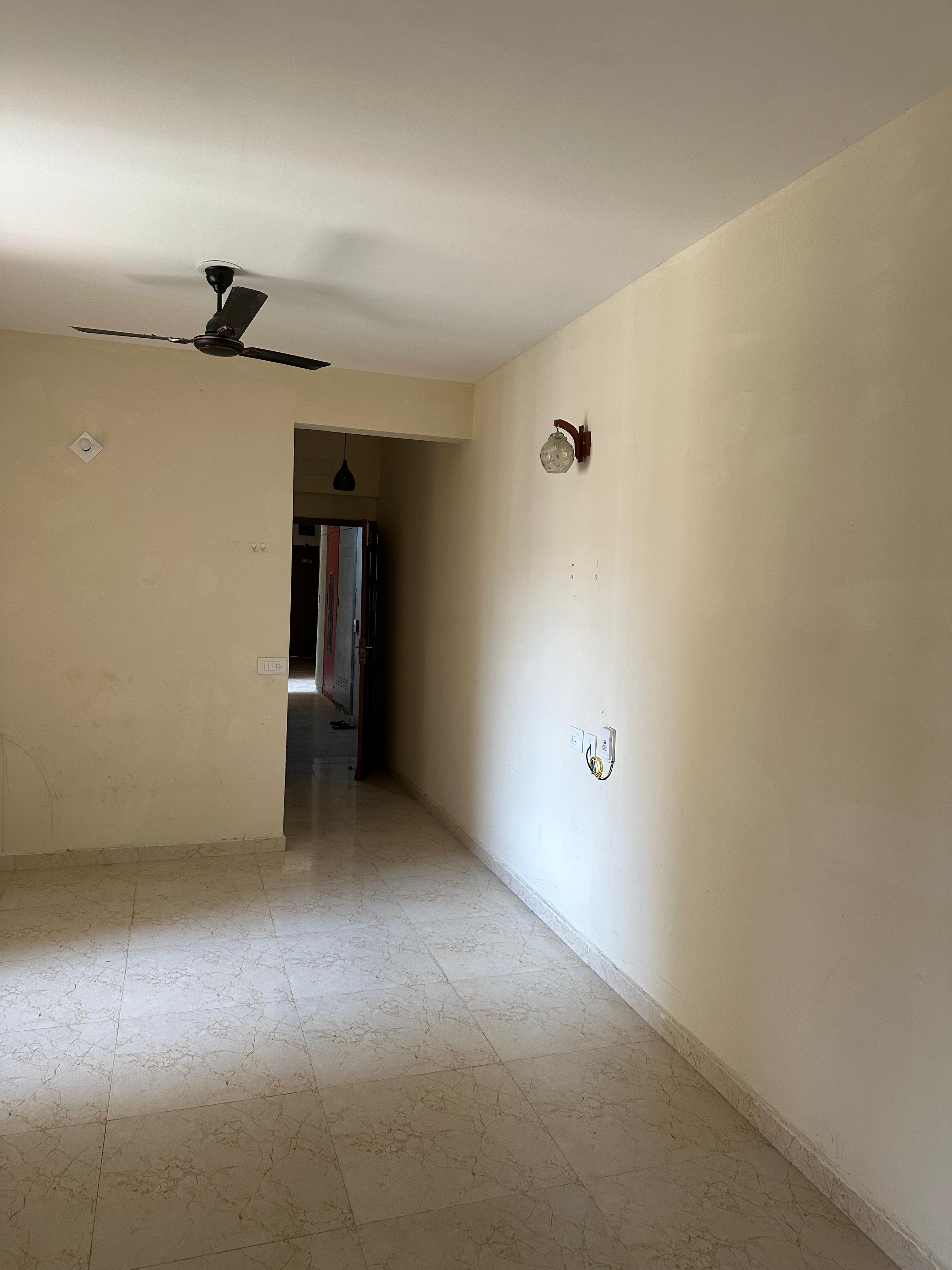 2 BHK Apartment For Rent in MRG The Balcony