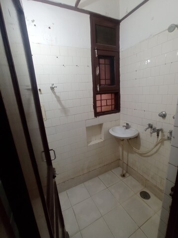 Bathroom in 2 BHK Independent House at Sector 15 – for Rent