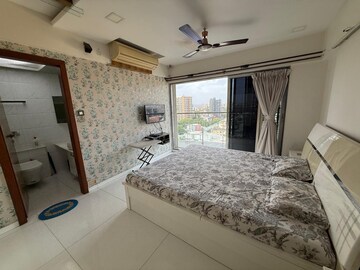 Bedroom in 2 BHK Apartment at Radius 64 Greens, Santacruz West – for Rent