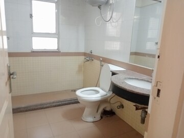 Bathroom in 3.5 BHK Apartment at Bestech Park View City 2, Sector 49 – for Rent