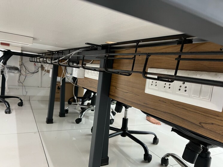 Team Area, gota Commercial Office Space 710 Sq.Ft. In Gota Ahmedabad 8972103