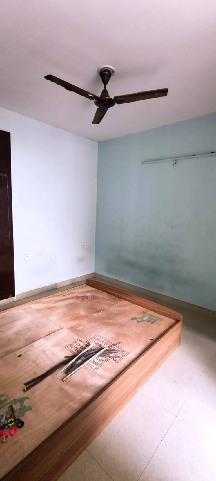 Room, gaur-city-2-14th-avenue 2 Bedroom 985 Sq.Ft. Apartment In Sector 16c Greater Noida Greater Noida 8972221