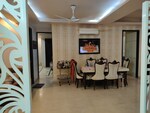 3 BHK + Servant Room 2000 Sq.Ft. Builder Floor in Punjabi Bagh West