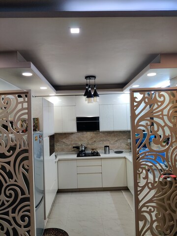 Furnished Amenities in 3 BHK Builder Floor at Punjabi Bagh West – for Rent