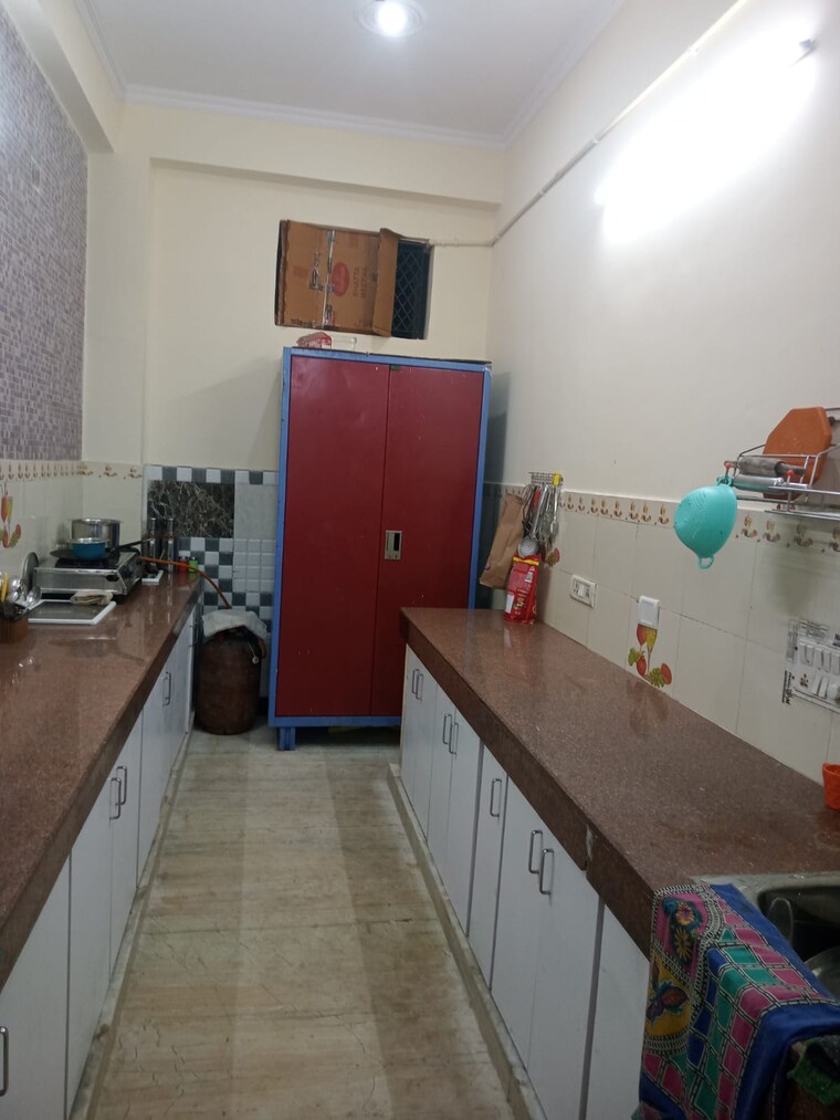 Kitchen, shramik-kunj-noida 6+ Bedroom 162 Sq.Yd. Villa In Sector 122 Noida 8972231