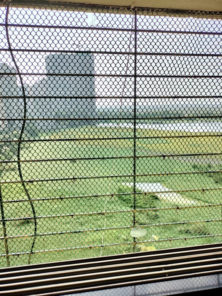 Garden, bhoomi-park 3 Bedroom 1150 Sq.Ft. Apartment In Malad West Mumbai 8972245