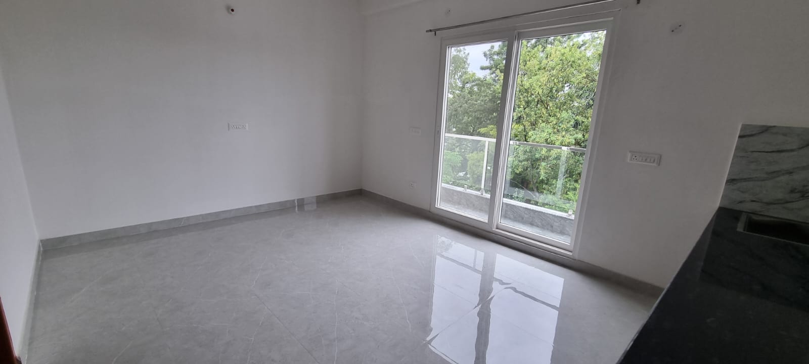 1 BHK + Extra Room Apartment For Rent in Clement Town