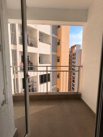 Room in 3 BHK Apartment at Shapoorji Pallonji Joyville Phase 2, Sector 102 – for Rent