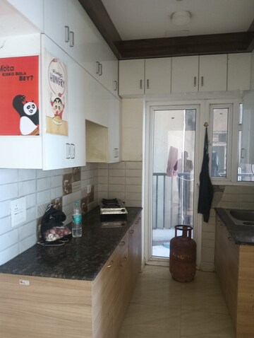 Parking in 2 BHK Apartment at Gaur Yamuna City, Gaur Yamuna City – for Rent