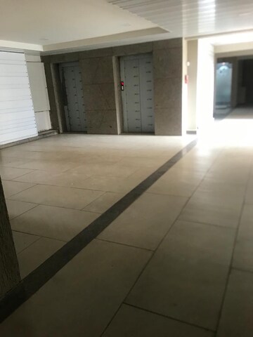 Room in  Office Space at Sola – for Rent