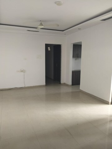 Room in 3 BHK Apartment at Laxminagar – for Rent