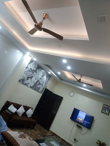 Furnished Amenities in 6+ BHK Villa at Shramik Kunj Noida, Sector 122 – for Sale