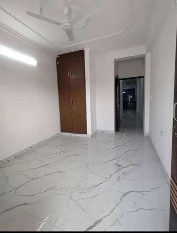 Room in 1 BHK Builder Floor at Saket – for Rent