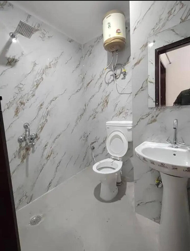 Bathroom, saket 1 Bedroom 450 Sq.Ft. Builder Floor In Saket Delhi 8972451