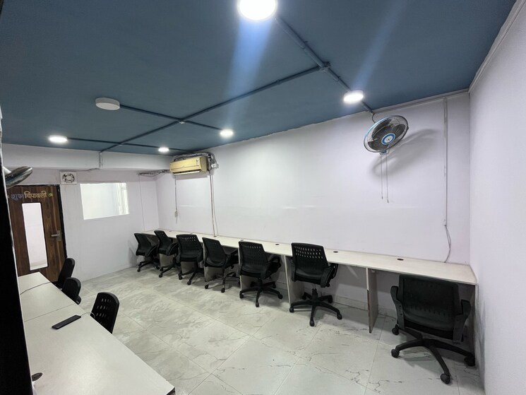 Team Area, sector 3 Commercial Office Space 700 Sq.Ft. In Sector 3 Noida 8972460
