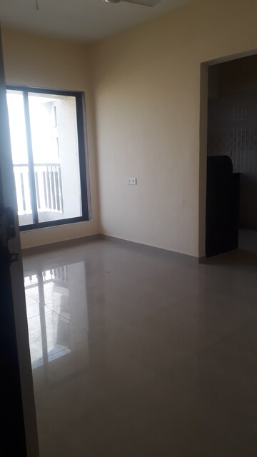 Furnished Amenities in 1 BHK Apartment at Sanskruti Heights, Nalasopara West – for Rent