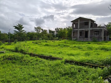 Plot Area in  Plot at By The Lake, Shirwal – for Sale