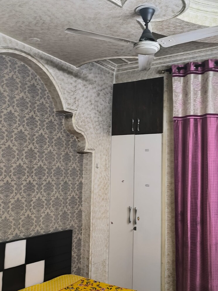 Room, ahinsa khand 2 3 Bedroom 1480 Sq.Ft. Apartment In Ahinsa Khand 2 Ghaziabad 8972574