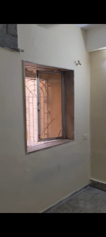 Room in 1 BHK Apartment at Samrat CHS Kurla East, Kurla East – for Rent