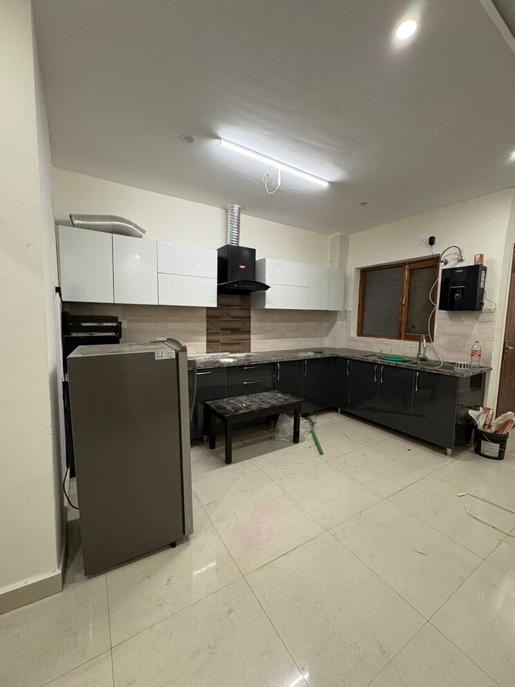 Kitchen, shiva-motia-huys 3 Bedroom 1782 Sq.Ft. Apartment In Pir Machalla Zirakpur 8972684