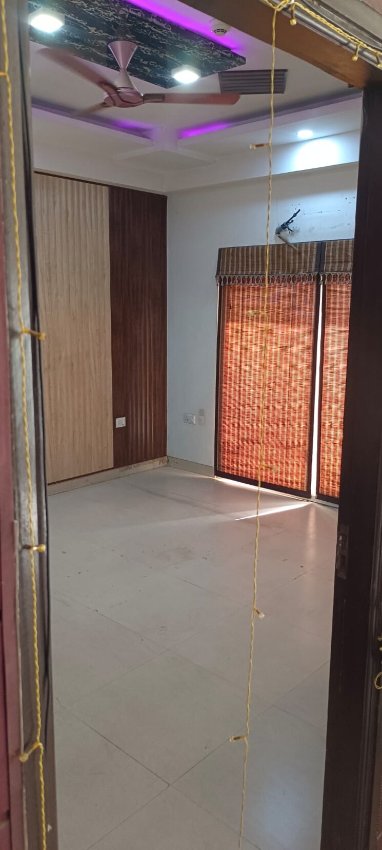 Room, apex-the-florus 3 Bedroom 2414 Sq.Ft. Apartment In Vasundhara Sector 16 Ghaziabad 8972675