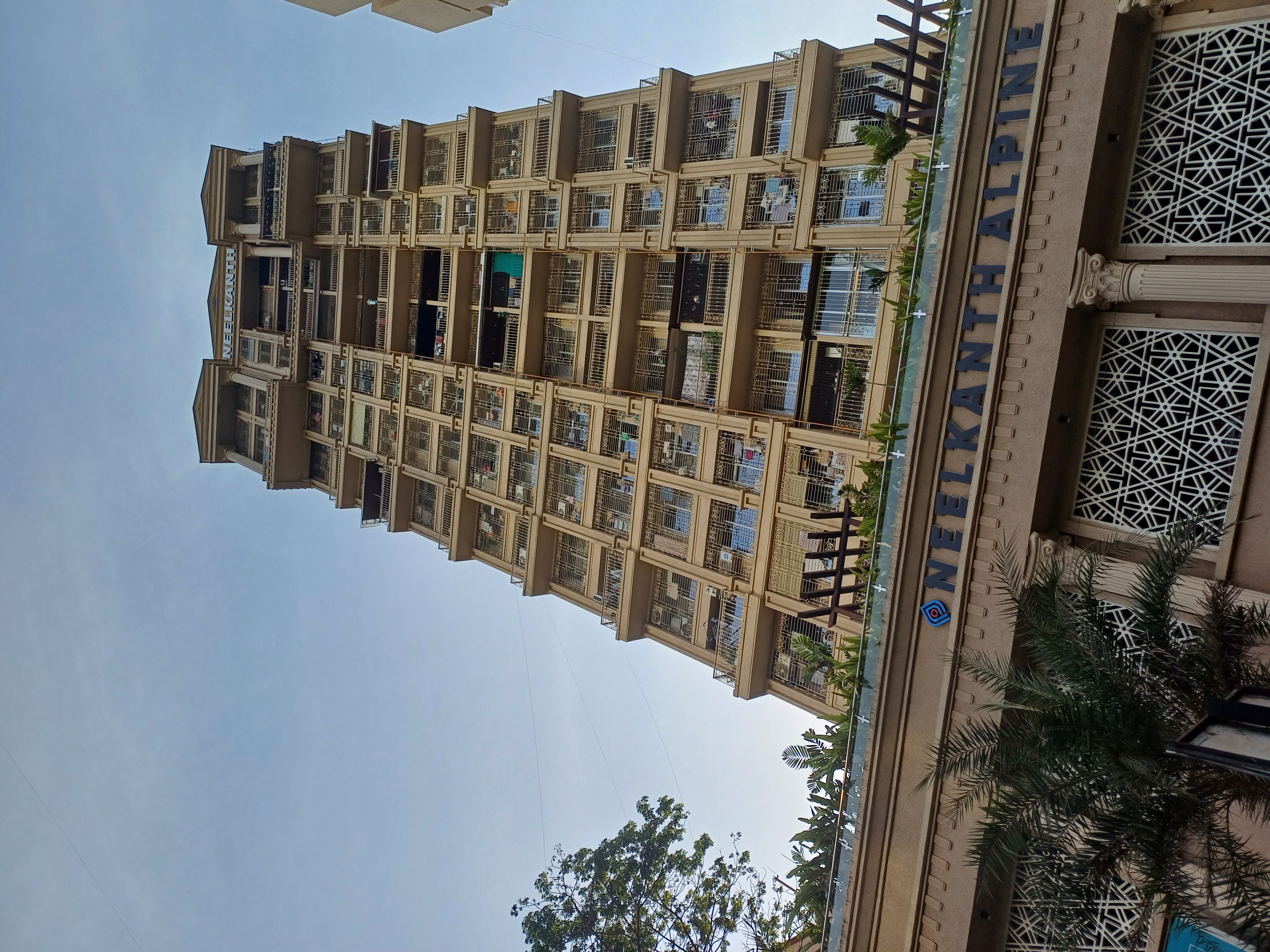 1 BHK 670 Sq.Ft. Apartment in Neelkanth Alpine