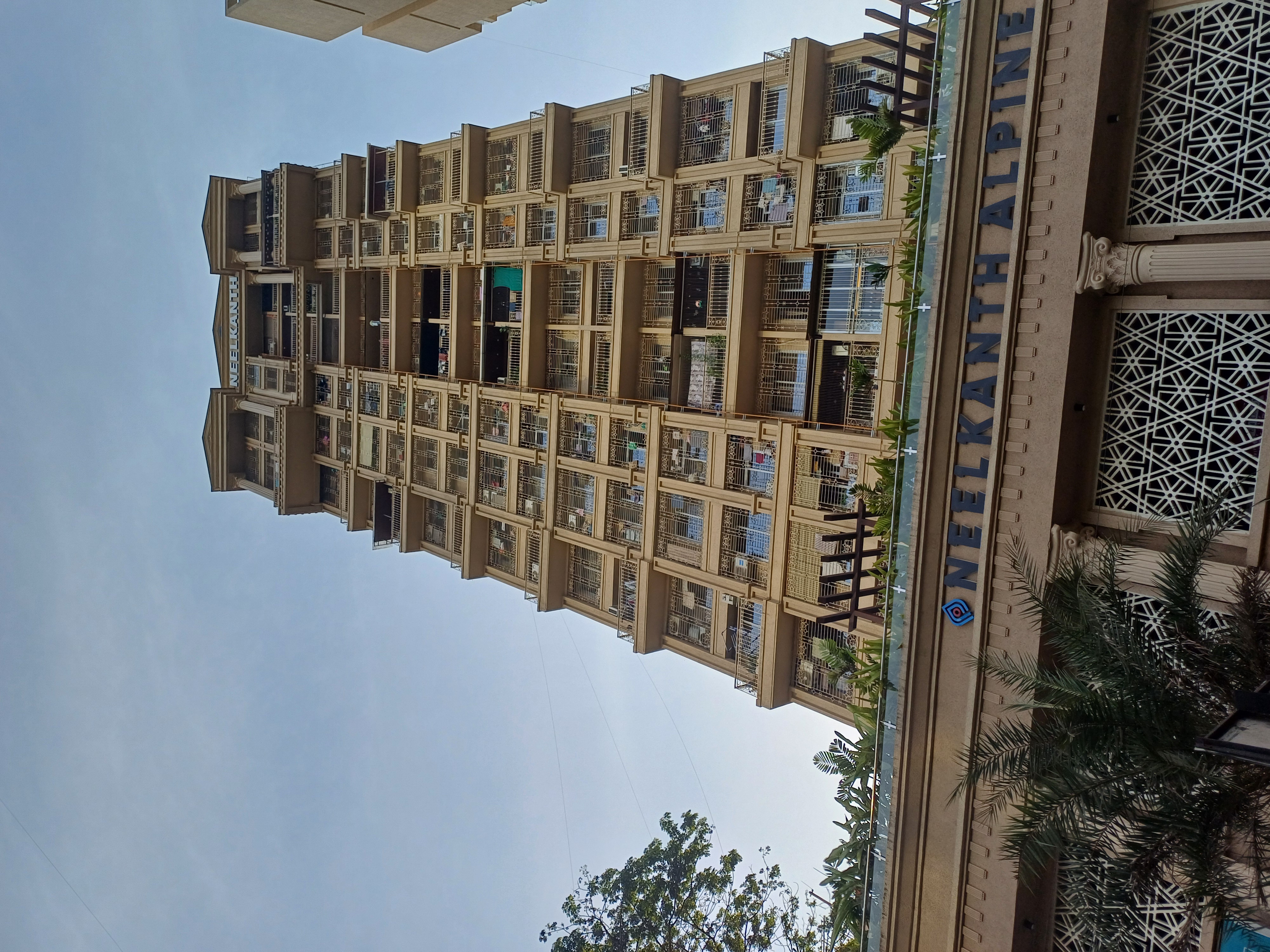 1 BHK 669 Sq.Ft. Apartment in Neelkanth Alpine