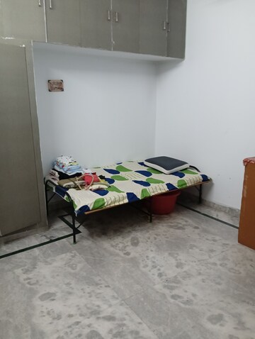 Bedroom in 3 BHK Apartment at RWA Qutab Enclave, Katwaria Sarai – for Rent