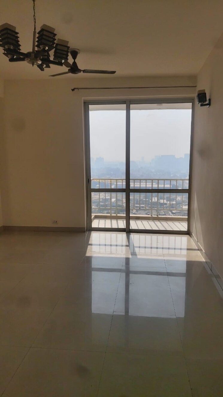 Room, pioneer-park-phase-1 2 Bedroom 1200 Sq.Ft. Apartment In Sector 61 Gurgaon 8972698