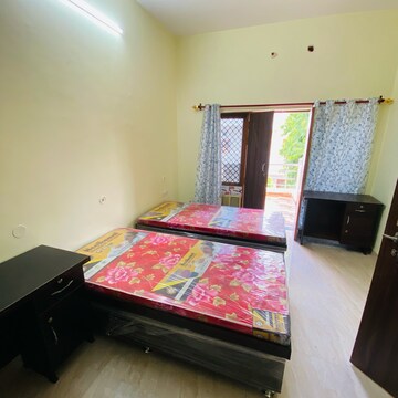  Pg For Rent in Vineet Khand