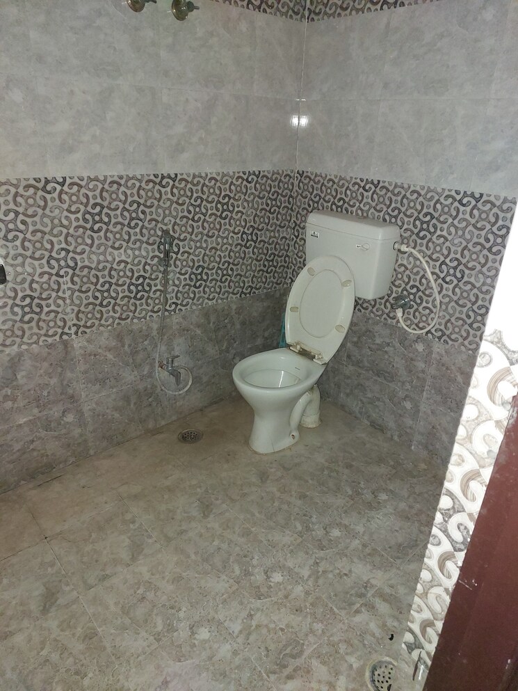 Bathroom, indira nagar 2 Bedroom 1200 Sq.Ft. Villa In Indira Nagar Lucknow 8972702