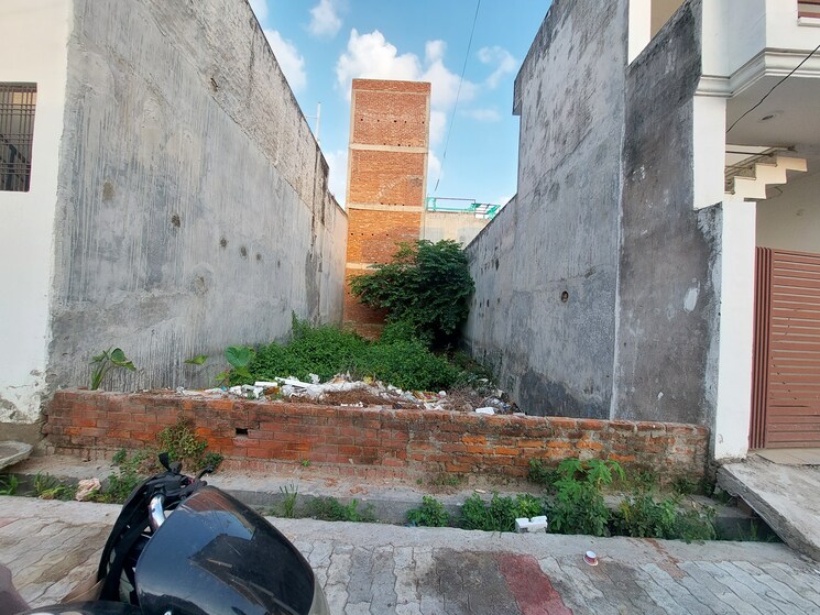 Exterior View, indira nagar  1000 Sq.Yd. Plot In Indira Nagar Lucknow 8972738