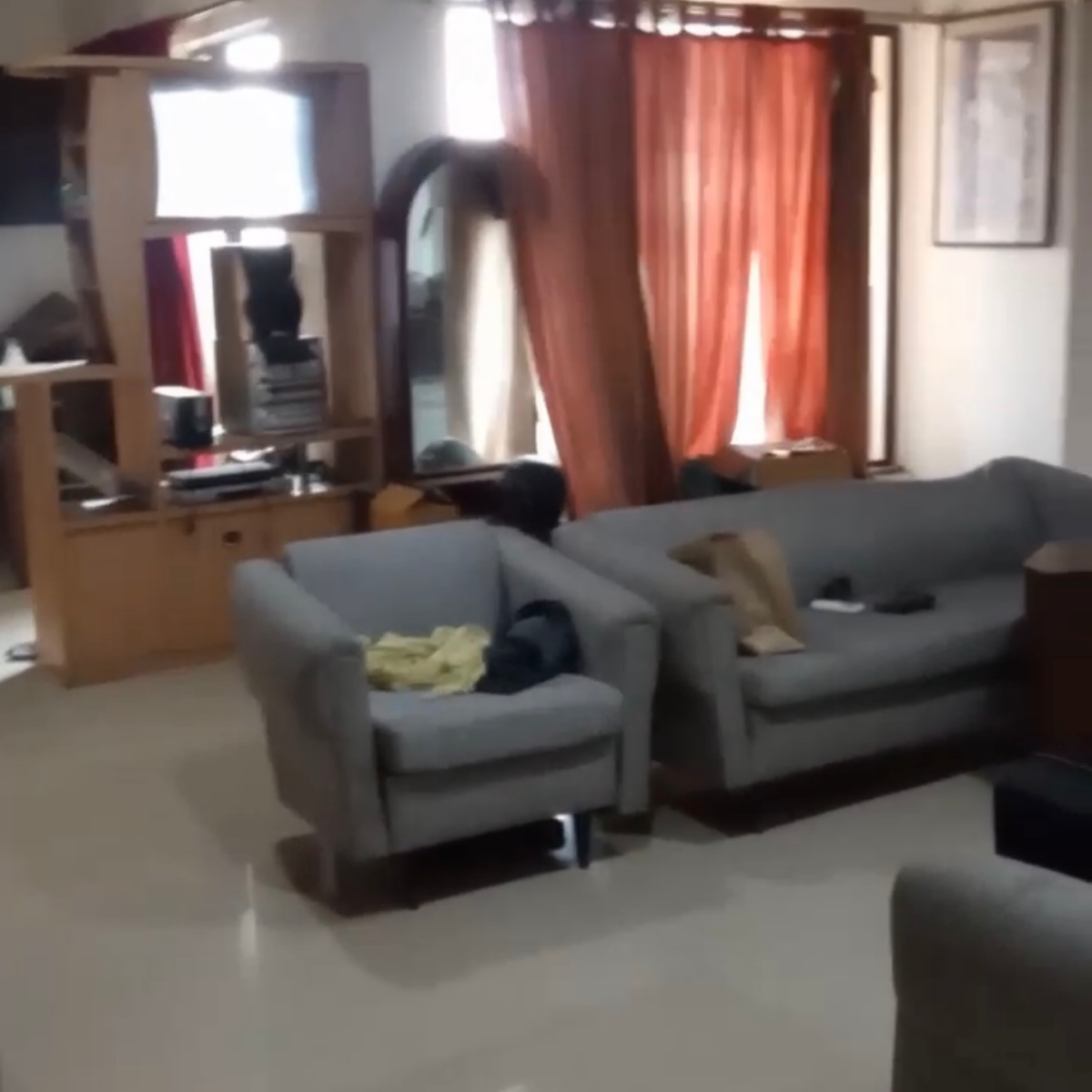 3.5 BHK + Servant Room Apartment For Rent in Logix Blossom County