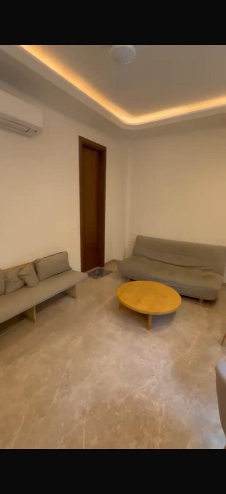 Living Room, lajpat nagar iii 3 Bedroom 200 Sq.Yd. Builder Floor In Lajpat Nagar Iii Delhi 8972775