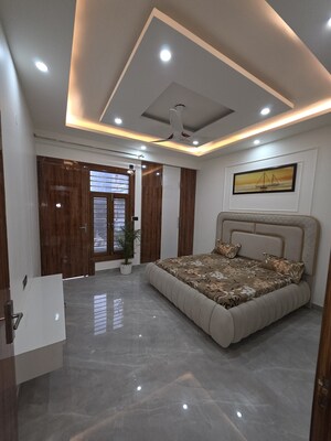 Bedroom in 5 BHK Independent House at Sushant Lok I – for Sale