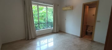 Room in 4 BHK Apartment at Hiranandani Garden Ambrossia, Powai – for Rent
