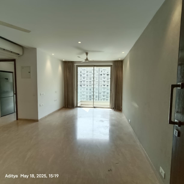 2 BHK Apartment For Rent in Hiranandani Castle Rock