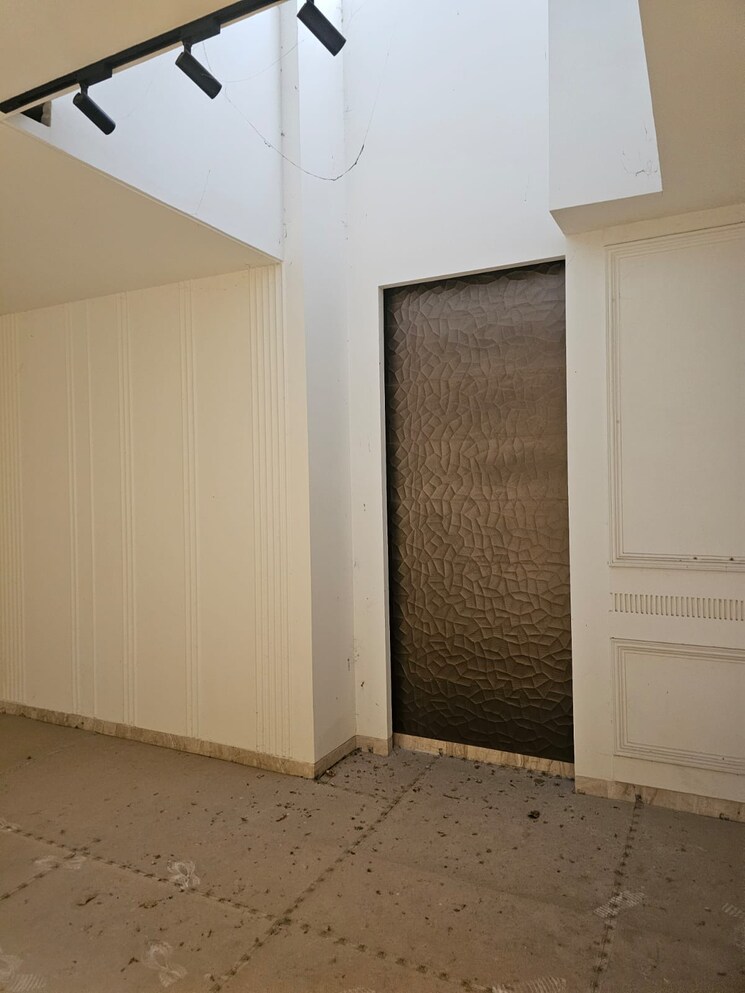 Room, gulmohar park 4 Bedroom 3500 Sq.Ft. Independent House In Gulmohar Park Delhi 8972831