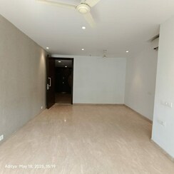 2 BHK Apartment For Sale in Hiranandani Castle Rock