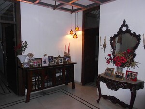 Living Room in 3 BHK Builder Floor at Saket – for Sale