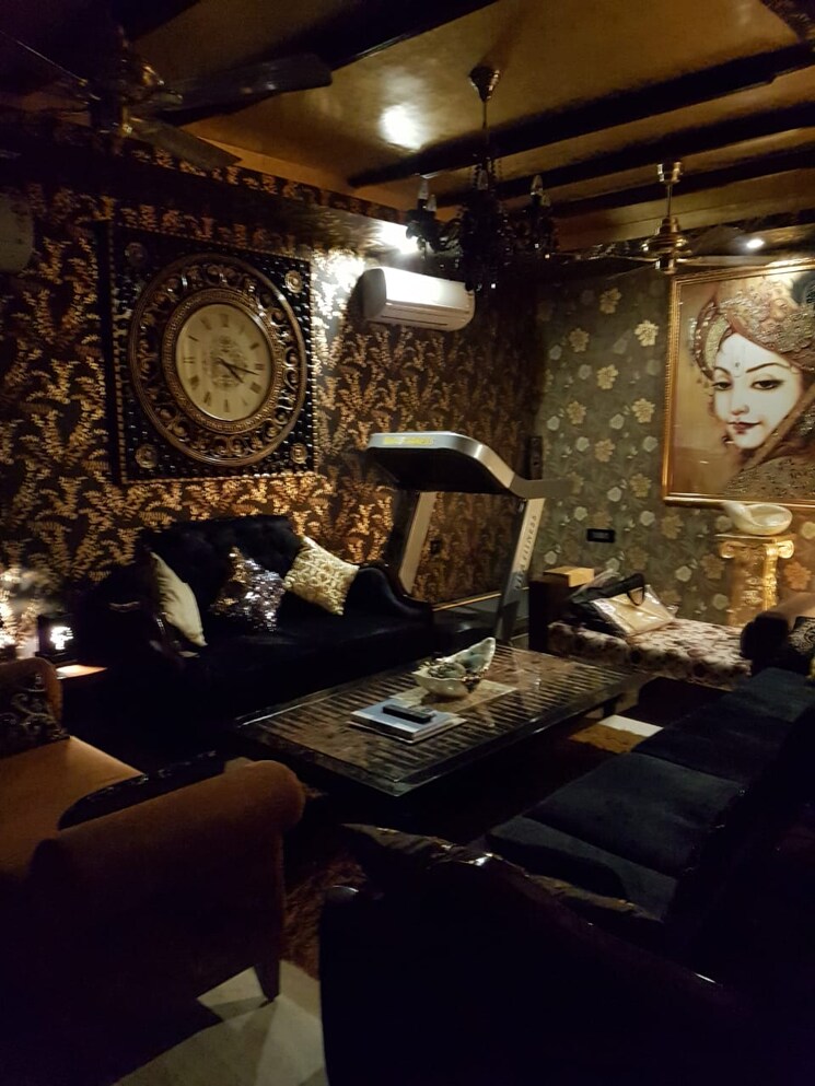 Living Room, sector 21a 4 Bedroom 2500 Sq.Ft. Builder Floor In Sector 21a Faridabad 8972853