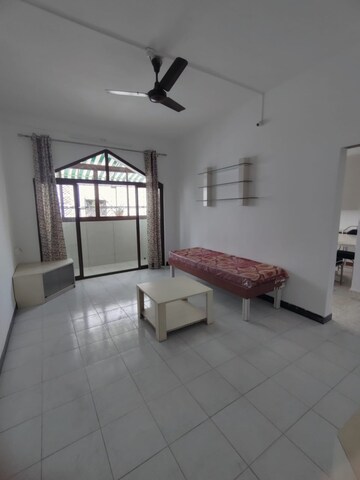 Living Room in 1 BHK Apartment at Senapati Bapat Road – for Rent