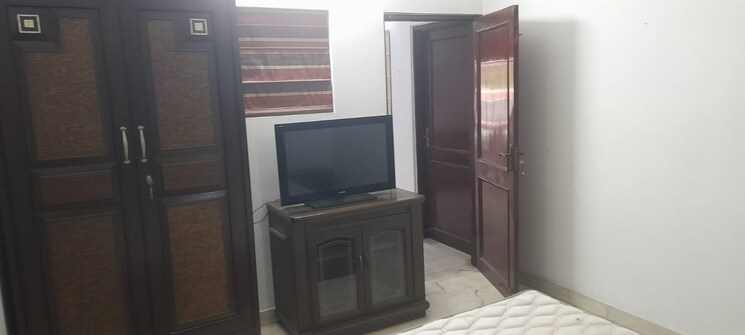 Bedroom, safdarjung enclave 3 Bedroom 2000 Sq.Ft. Builder Floor In Safdarjung Enclave Delhi 8972863