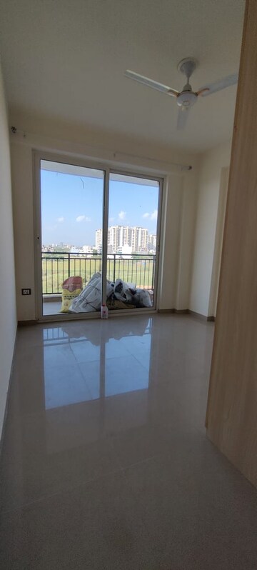 Room in 3 BHK Apartment at ROF Aalayas Phase 2, Sector 102 – for Rent