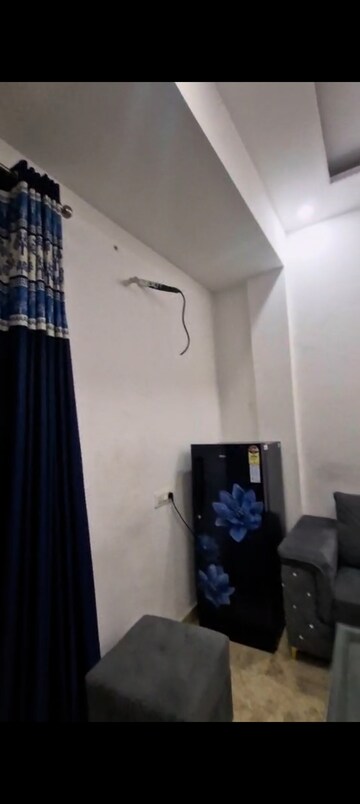 Furnished Amenities in 1 BHK Builder Floor at Sector 1 Greater Noida – for Rent
