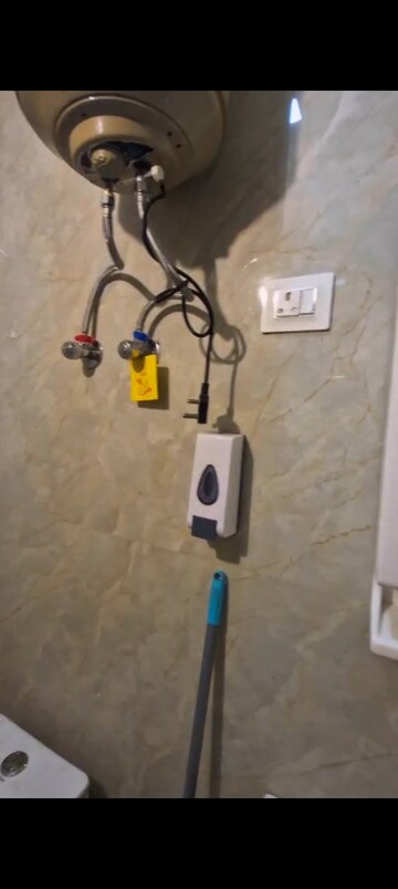 Furnished Amenities in 1 BHK Builder Floor at Sector 1 Greater Noida – for Rent