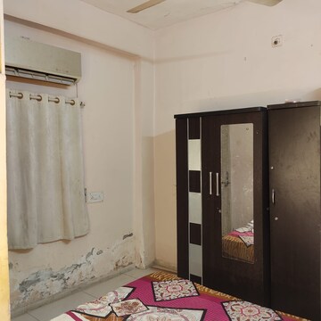 Bedroom in 3 BHK Apartment at Navrangpura – for Rent